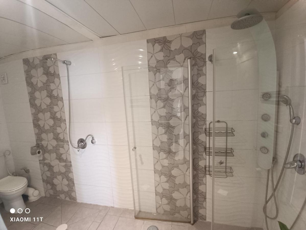 Bugrashov 13 Room Tel Aviv Dış mekan fotoğraf