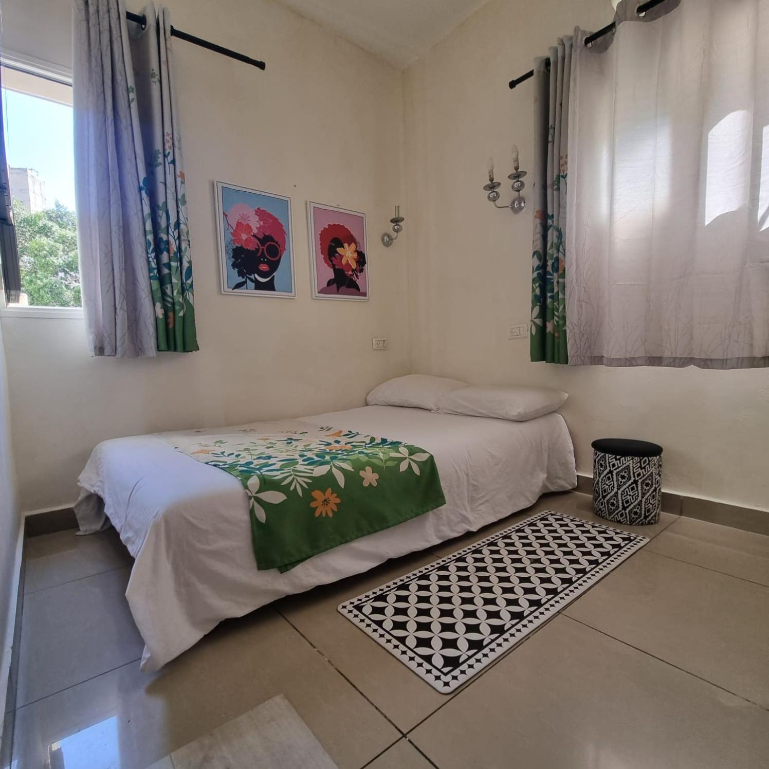 Bugrashov 13 Room Tel Aviv Dış mekan fotoğraf